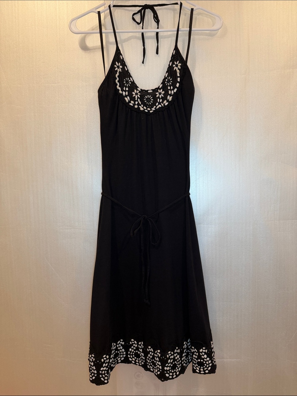 Feminine Sweetees Black Halter Midi Dress with White Floral/Scallop Trim XS
